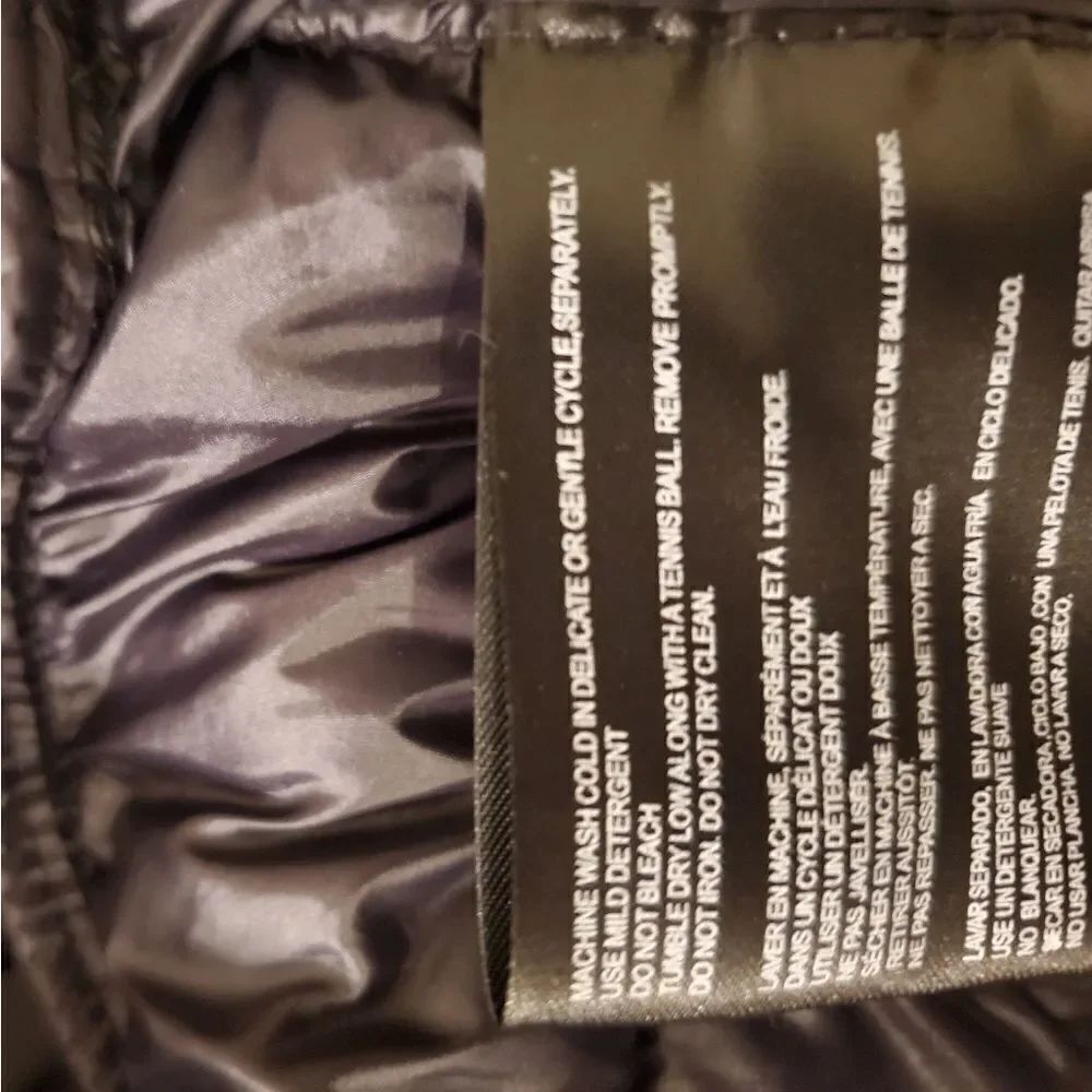 Bernado MicroTouch WaterResistant Quilted Jacket - Picture 14 of 15